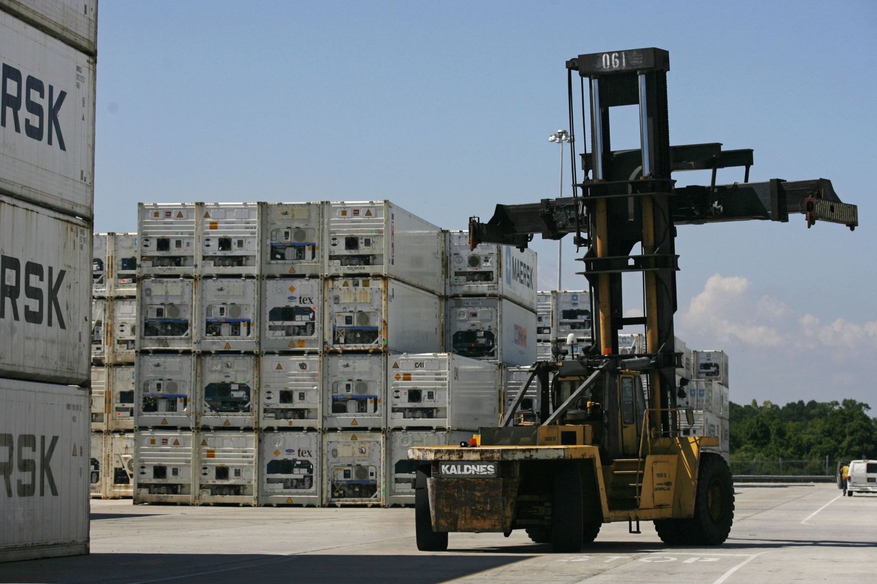 Port growth spurs cargo storage deals (copy) (copy) (copy)